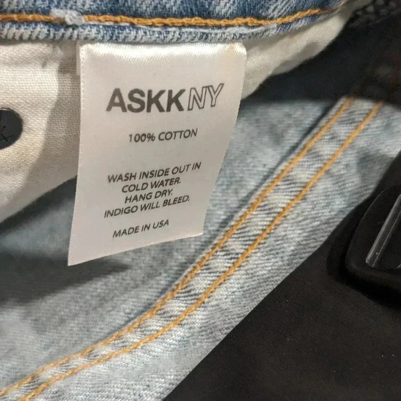 ASKK NY‎ | Distressed Light Wash Carrot Jeans | 100% Cotton - Size 27 - Picture 10 of 11